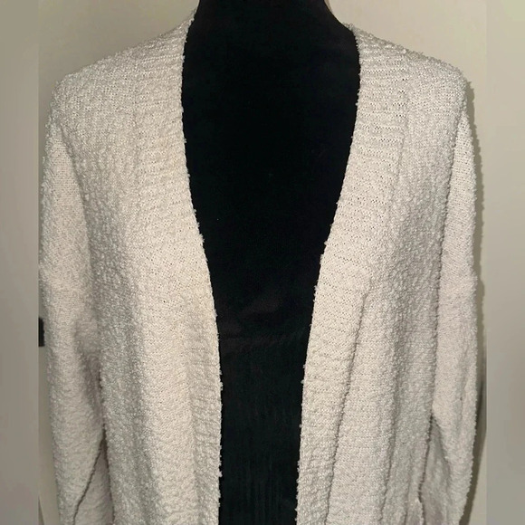 Luna Ivy Womens Cream Color Cardigan Sweater Size S/M - Picture 2 of 5